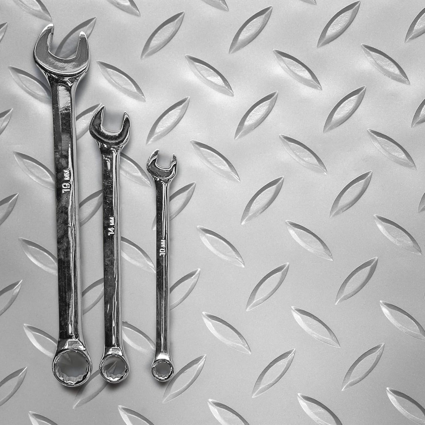 IncStores 2.5mm Thick Commercial-Grade Nitro Roll Garage Floor Mat | Flexible Vinyl Floor Mat for a Stronger and Safer Garage, Workshop, or Trailer | Diamond-Plate, Stainless Steel, 7.5' x 140'